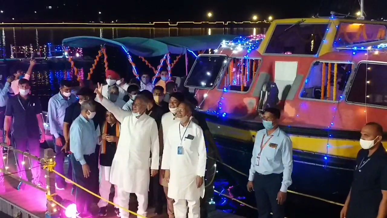 Chief Minister Bhupesh Baghel inaugurated beautification of budha talab in raipur