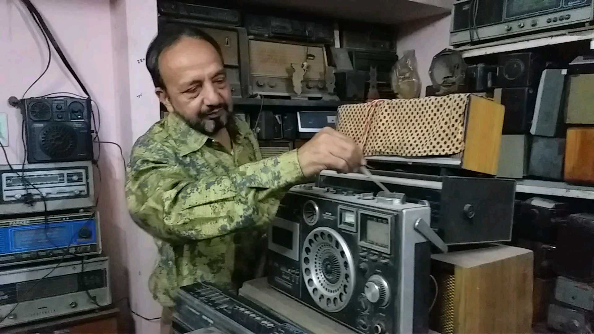 largest radio collection in raipur