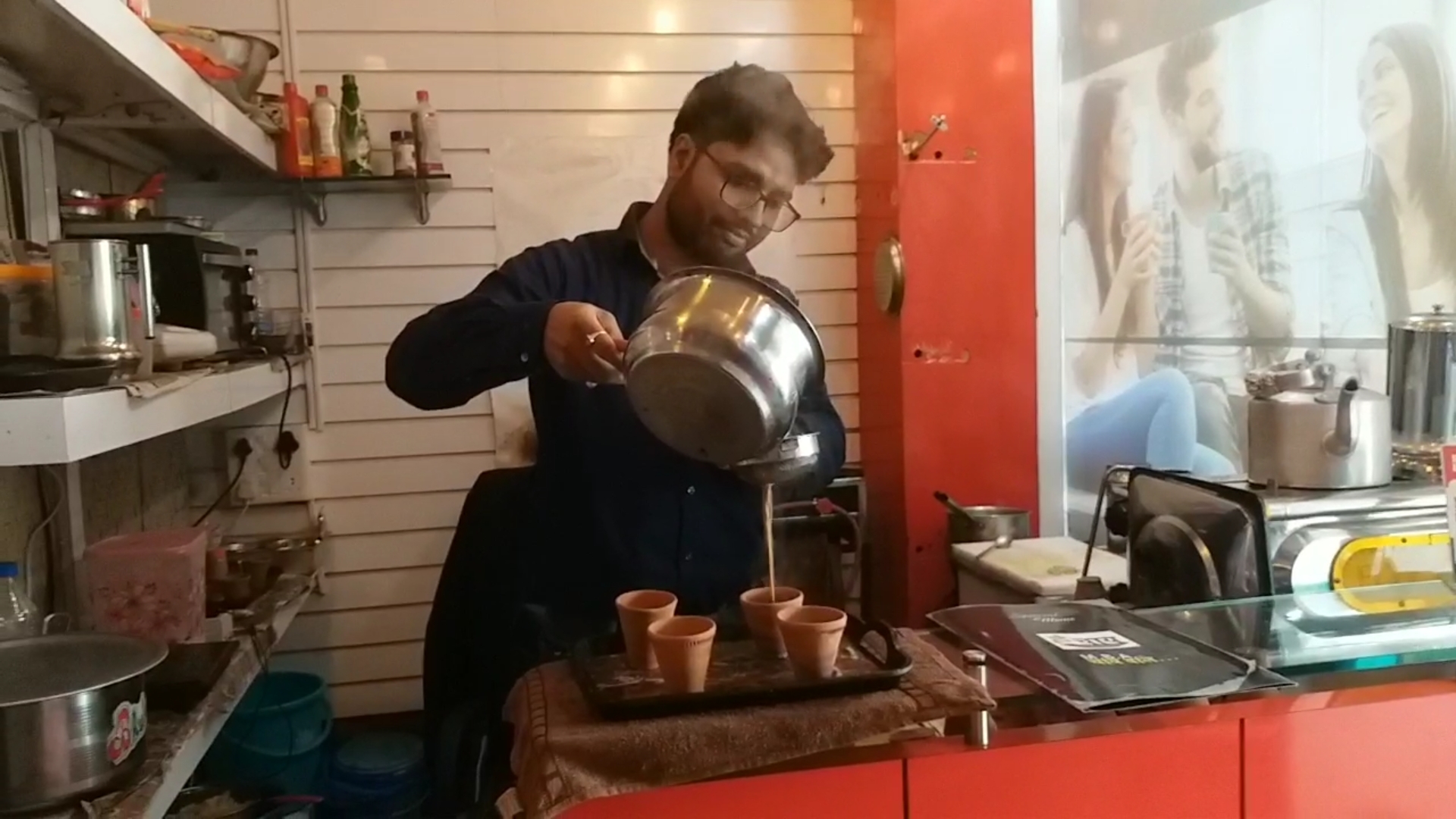 Mukesh Rai of Ambikapur opens E CHAY tea shop after studying MBA