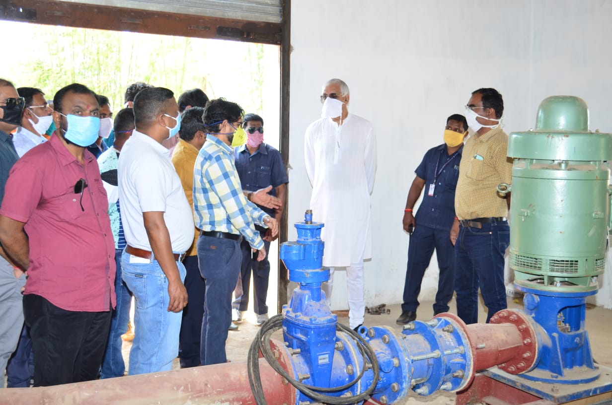 Health Minister TS Singhdeo trials the filter plant in sarguja