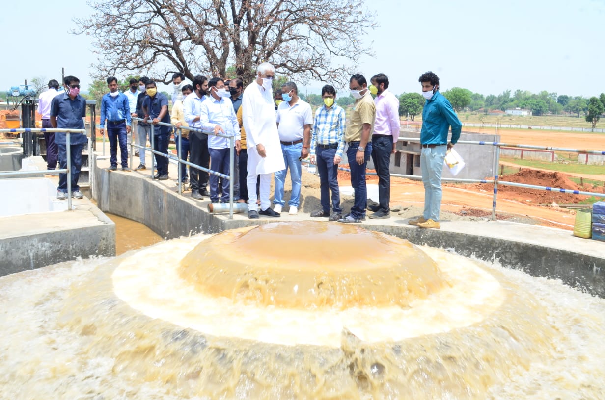 Health Minister TS Singhdeo trials the filter plant in sarguja