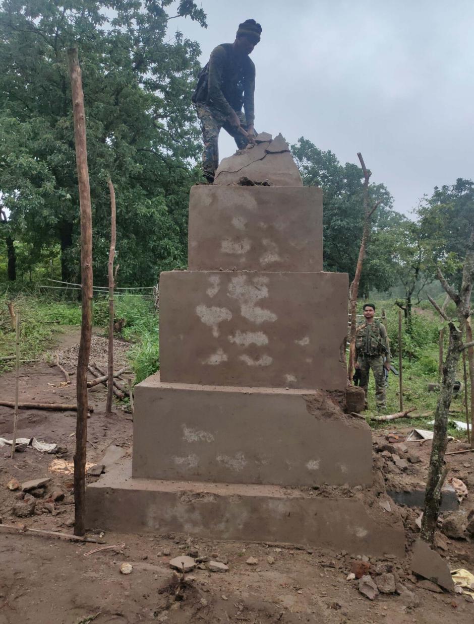 naxalite-memorial-demolished-by-soldiers-in-dantewada