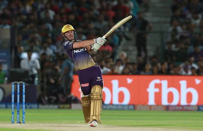 big bash league 2019 : brisbane heat chris lynn misses to score fastest ever bbl hundred scores fifty in 20 balls