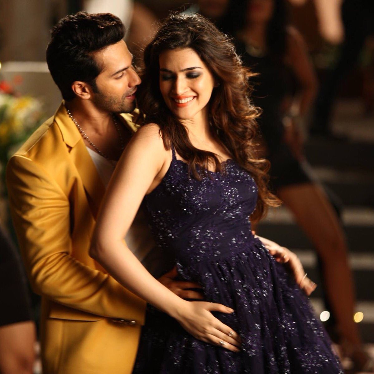 Kriti Sanon with Varun Dhawan in a still from Dilwale