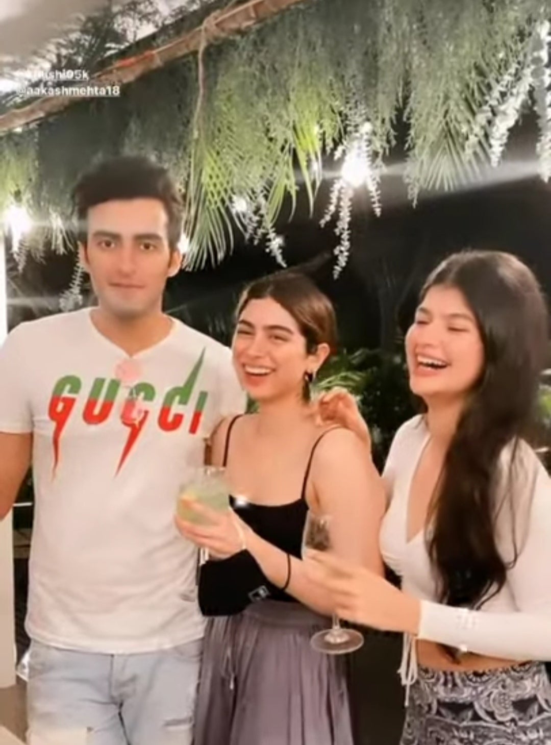 Khushi Kapoor's happy picture with Aakash Mehta intrigues Navya Nanda ...