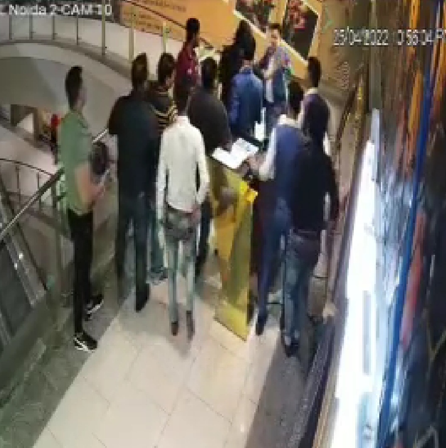 cctv-video-of-brijesh-murder-case-surfaced-in-garden-galleria-mall