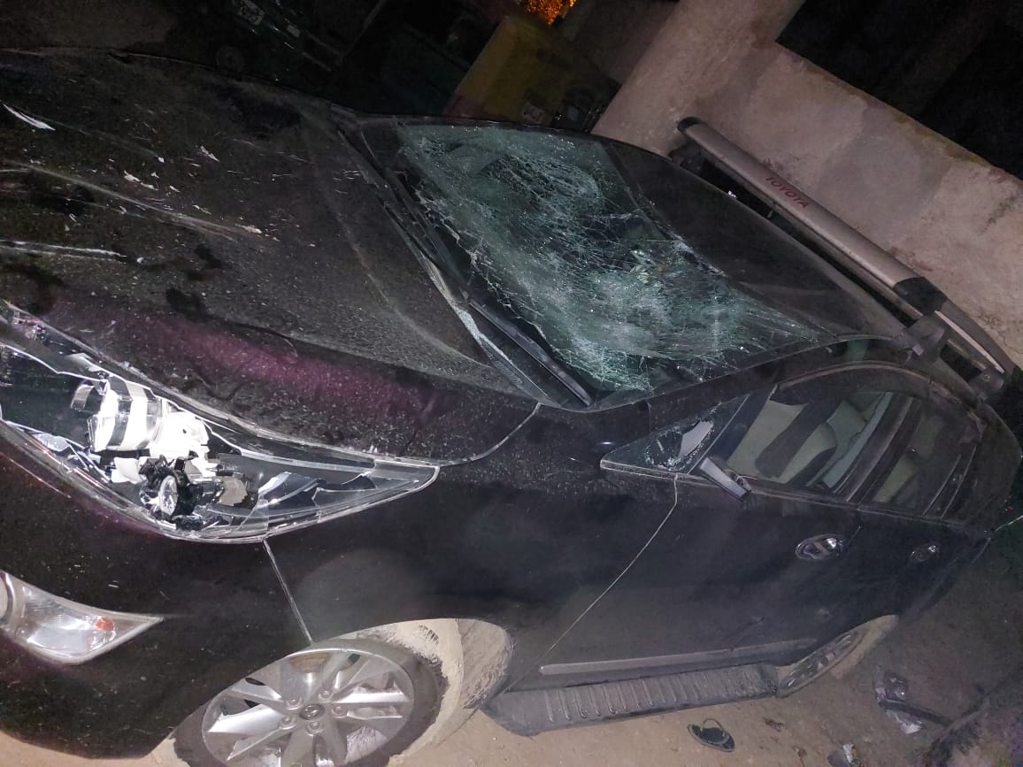 The injured car of Maharashtra Police