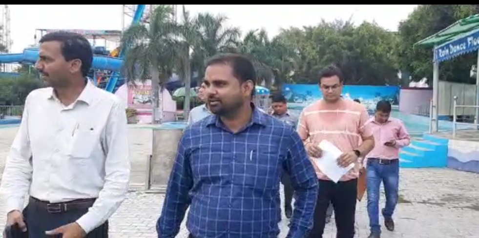 Drizzling Land Water Park Borewell Sealed Today Ghaziabad