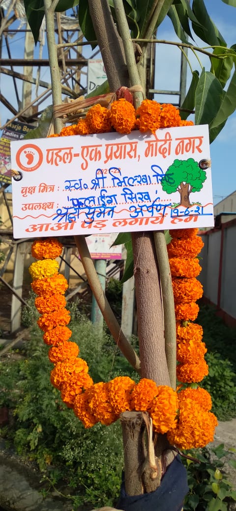 Pahal Ek Prayas ngo paid tribute to Milkha Singh and planted a sapling in his honor