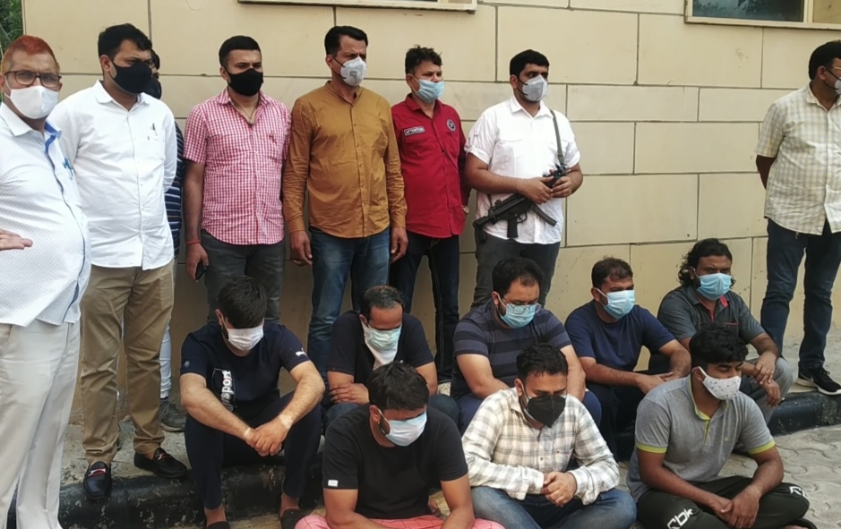 Delhi crime Branch busted a gang who involved in fake injections of black fungus