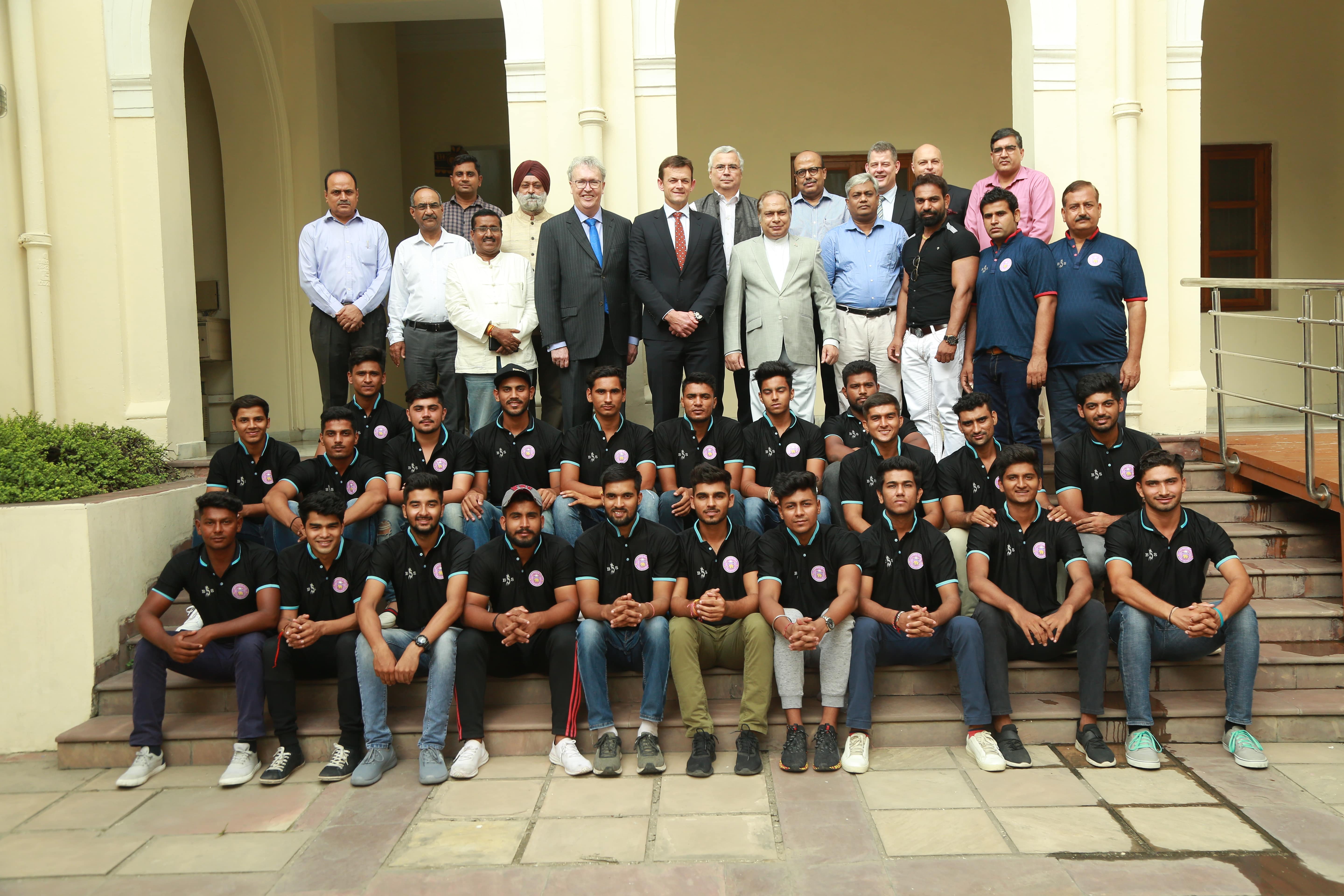 Australia delegation from Wollongong University with adam gilchrist reached DU