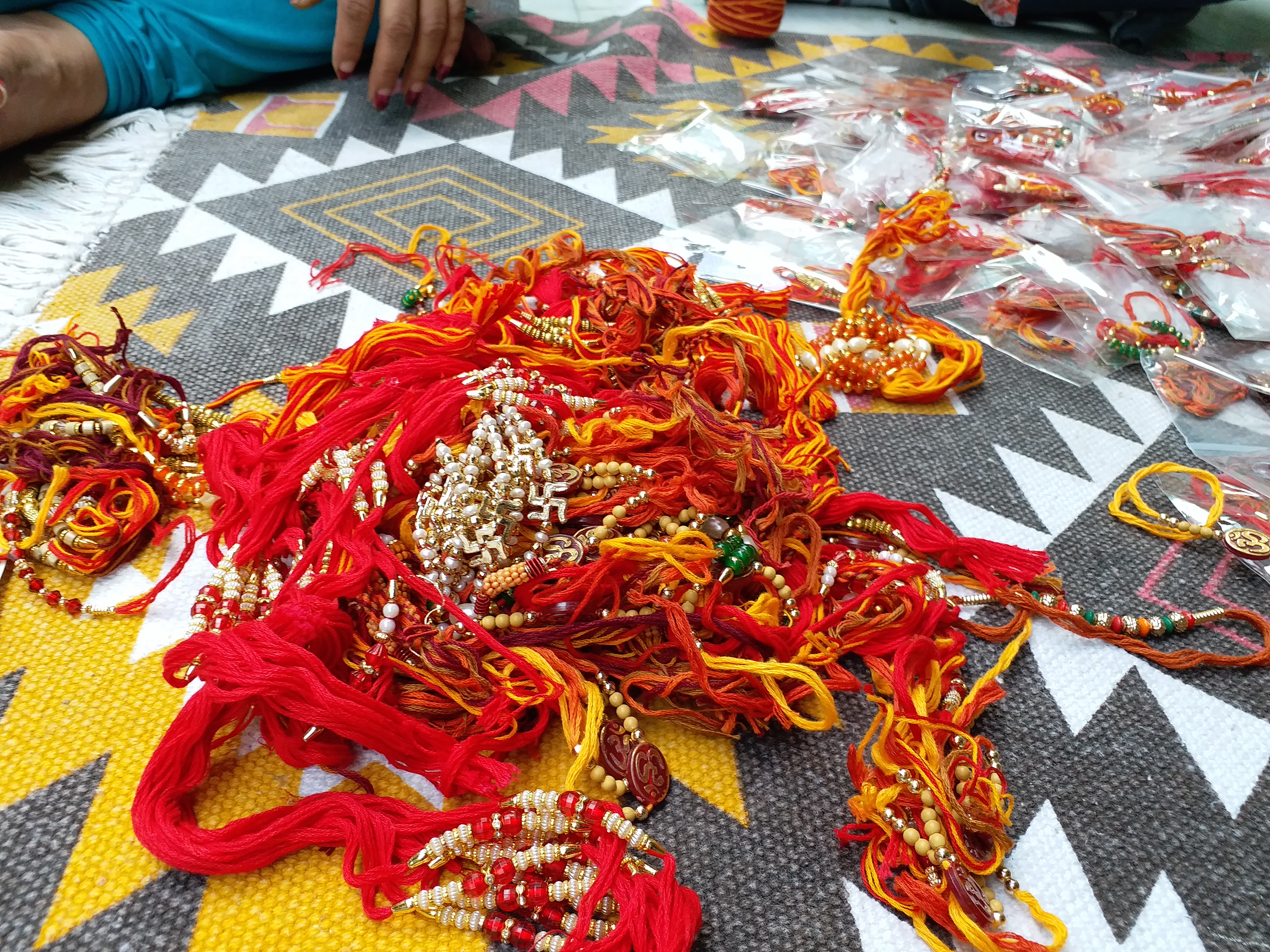 'Swadeshi Rakhis' ready to compete with Chinese zodiacs