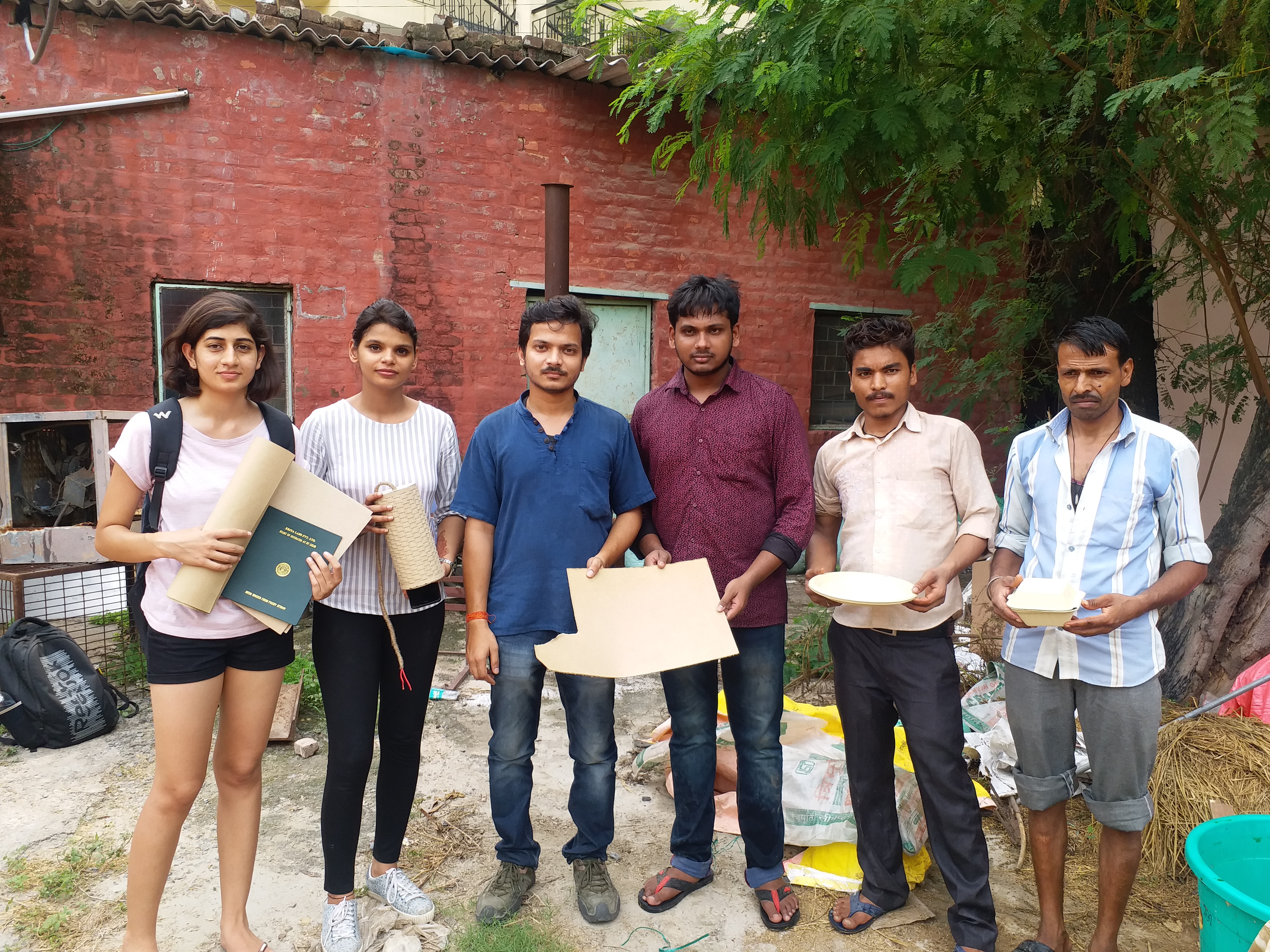 IIT Delhi students are making cups plate by Parali