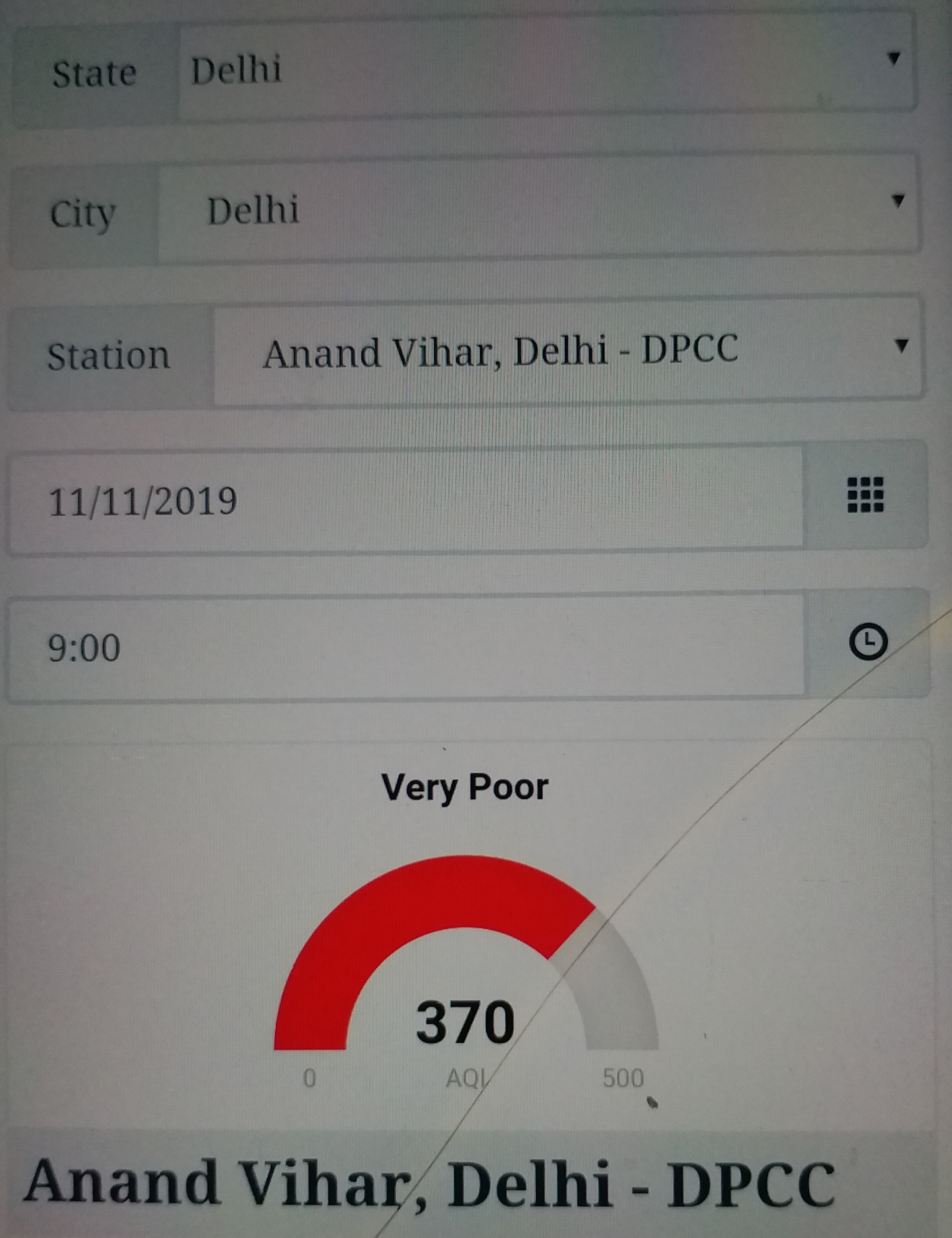 Delhi Pollution: Air quality remains 'very poor' on Sunday