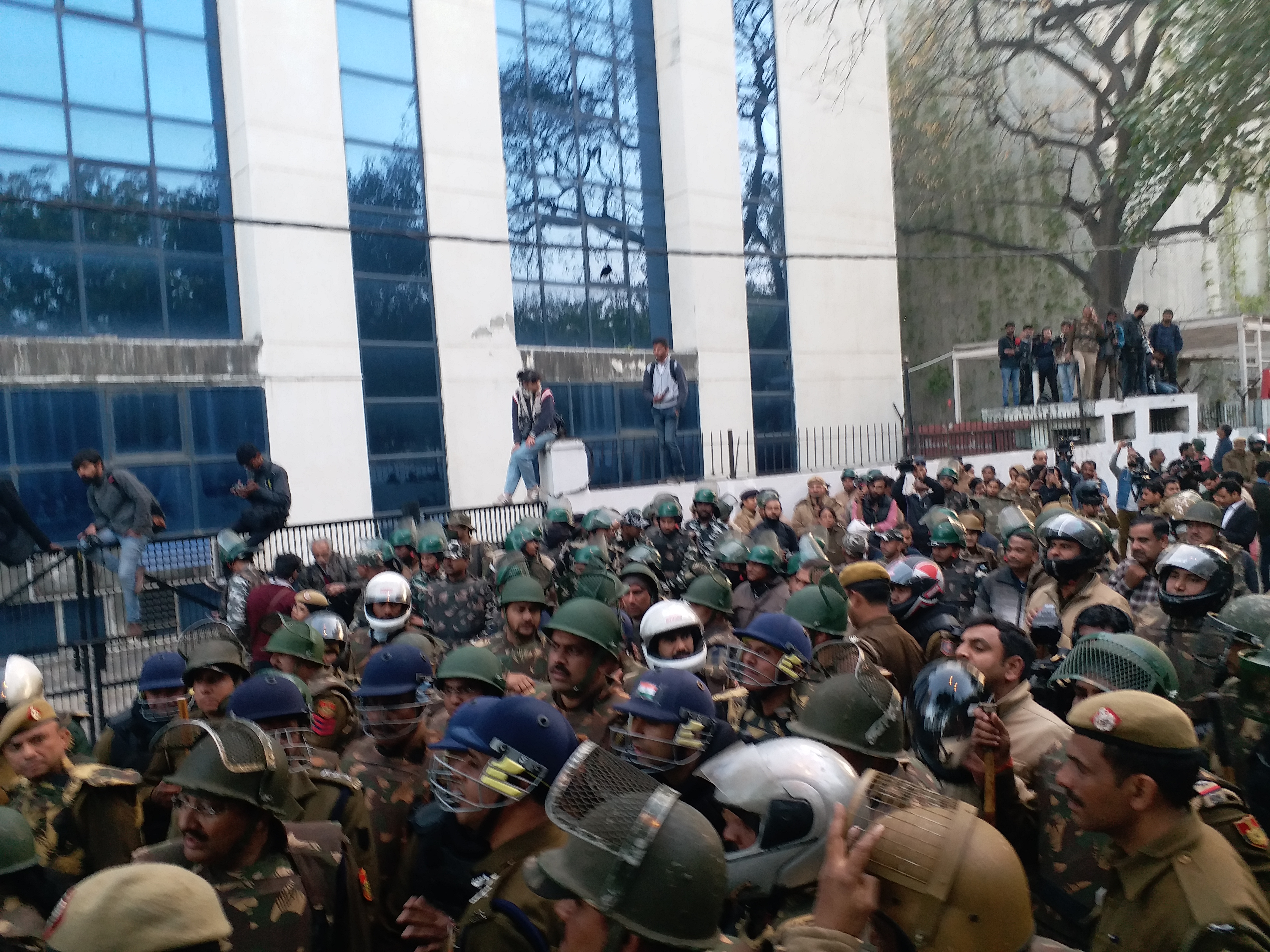 student protest against caa ncr become fierce after jamia firing incident