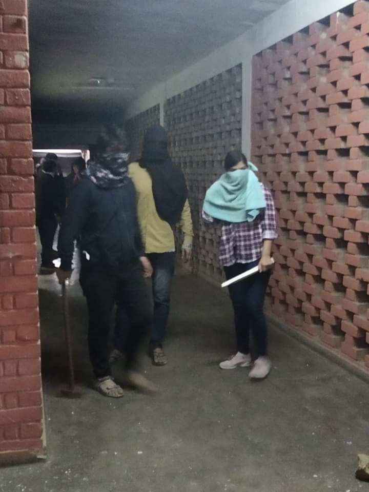 20 JNU students enter trauma center