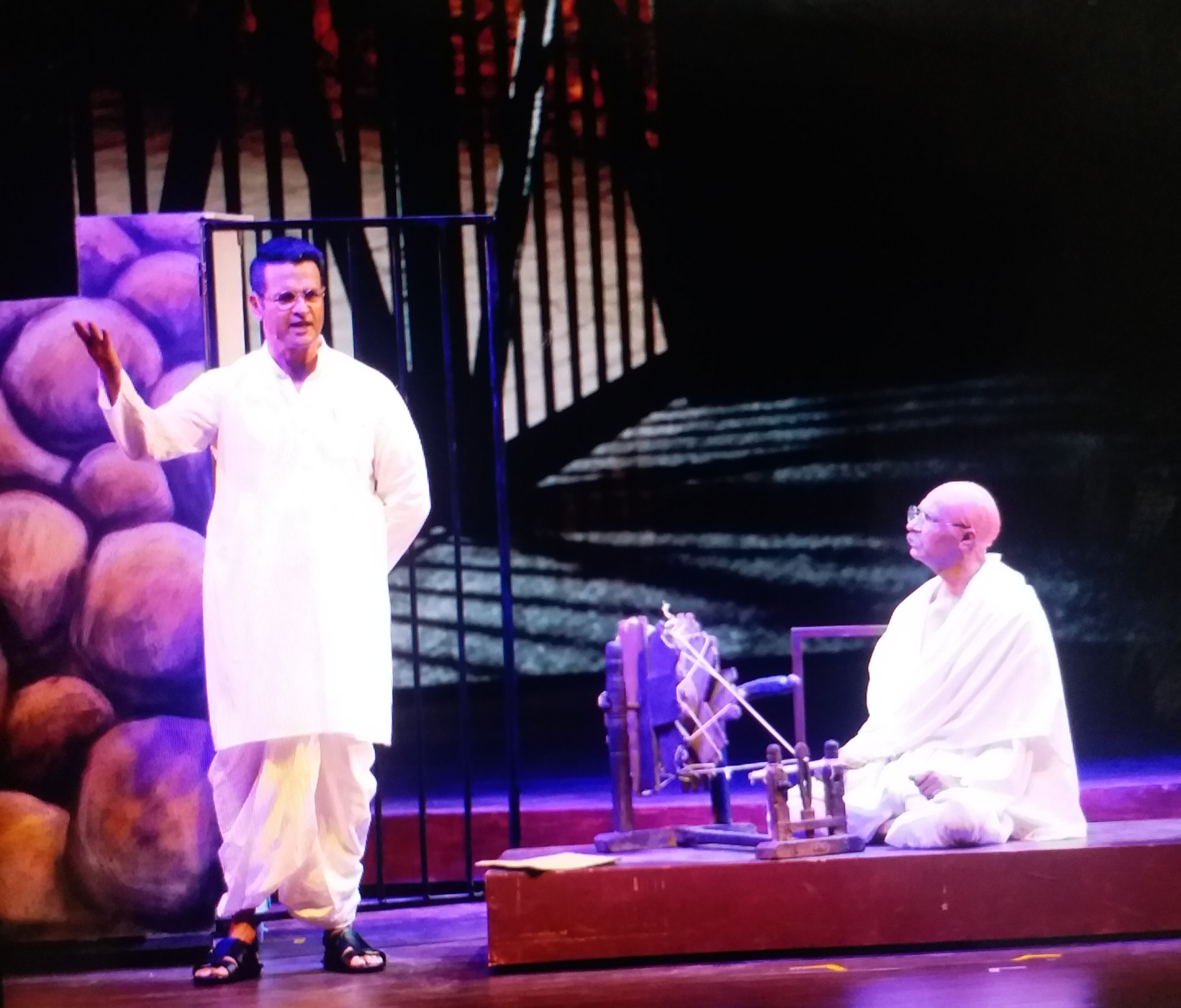 जवाहरलाल नेहरू स्टेडियम में बाबा साहब भीमराव आंबेडकर के जीवन पर आधारित संगीतमय नाटक 25 फरवरी से चल रहा है.