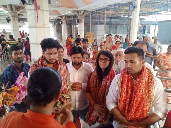 ABVP candidates visit temple before dusu voting, NSUI accused of using religious places