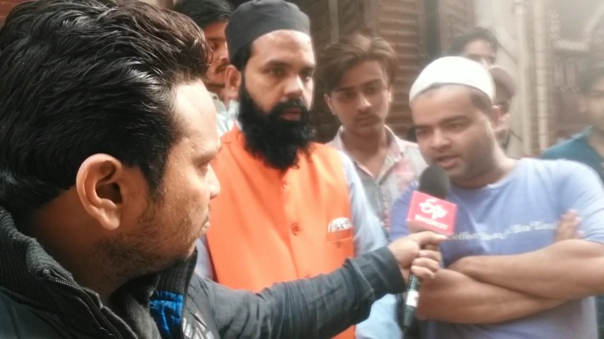 attack on bjp muslim leader due to religion in jafrabad delhi