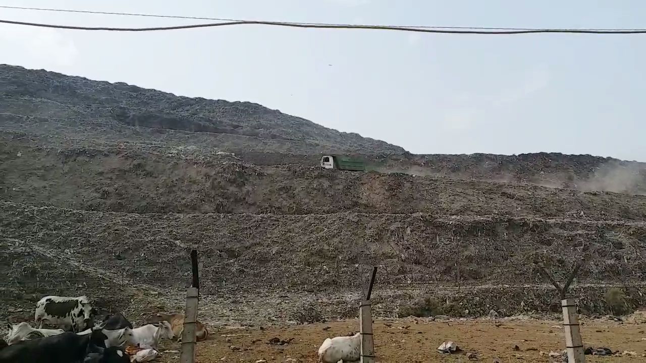 Ghazipur landfill site, east delhi