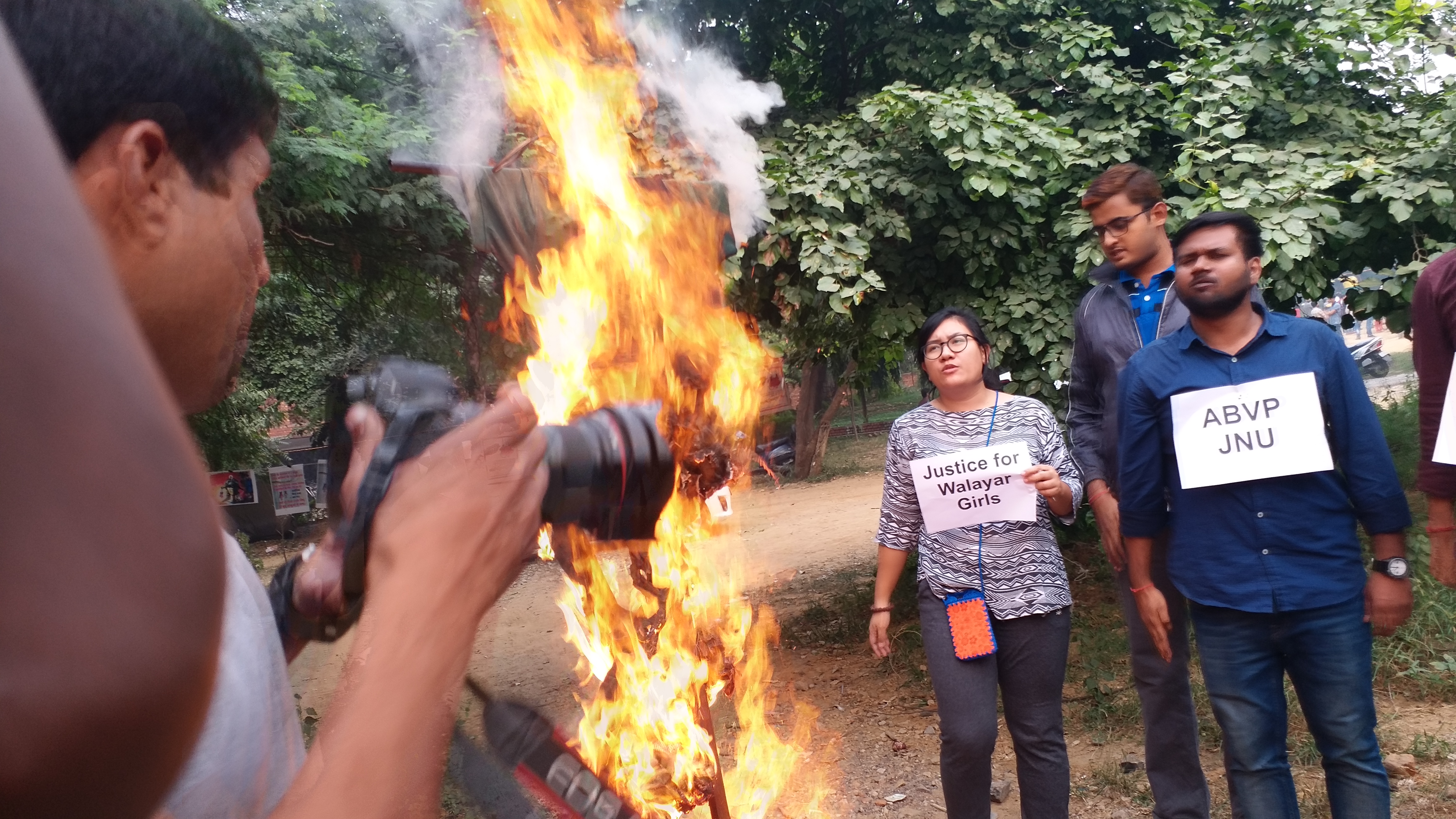 abvp protest in JNU for rape with 2 minor girls in kerala