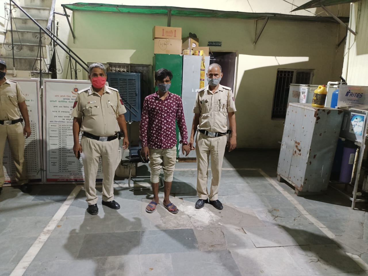 delhi-police-engaged-in-the-arrest-of-criminals