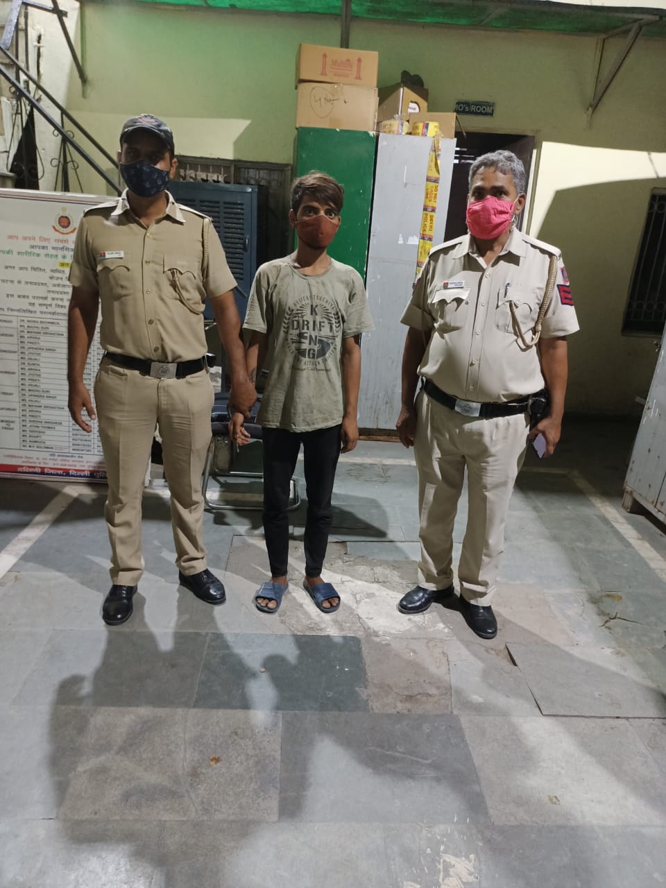 delhi-police-engaged-in-the-arrest-of-criminals