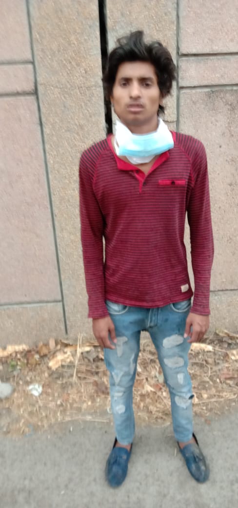 delhi police arrested bike thief