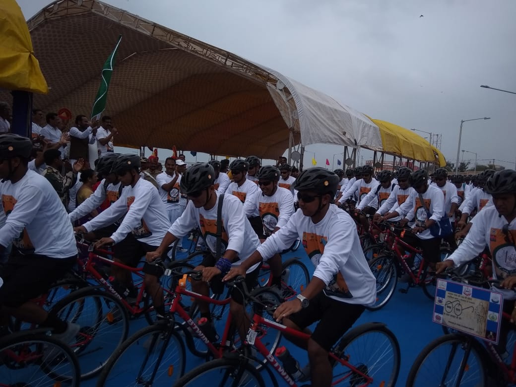 Cycle yatra organized on 150th birth anniversary of Mahatma Gandhi