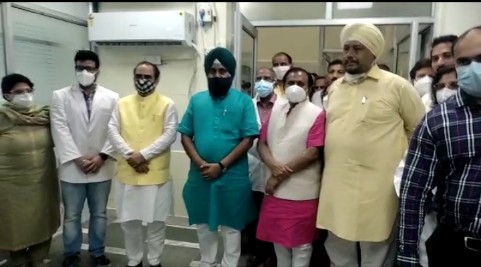 North Delhi Mayor Raja Iqbal Singh inaugurates Covid 19 Lab at Hindurao Hospital delhi