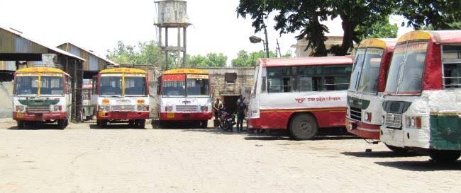 WOMAN GIVES BIRTH TO CHILD IN ROADWAYS BUS GOING FROM DELHI TO BADAUN