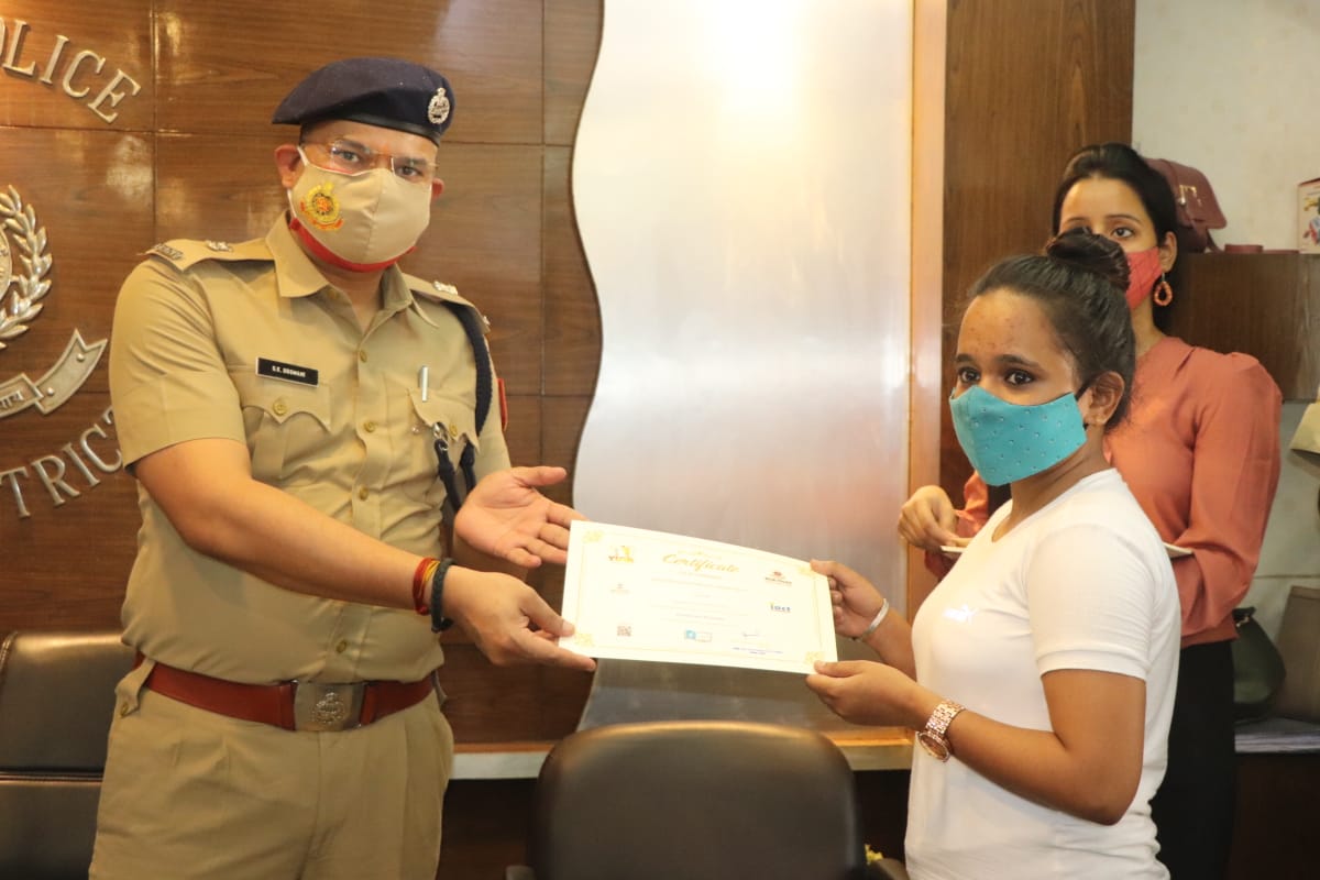 دہلی پولیس کی کووڈ-19 کی تیسری لہرسے نمٹنے کی تیاری