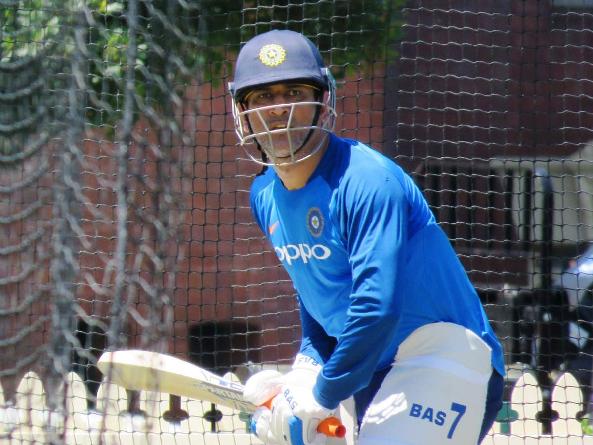 Dhoni Practice in Nets with Jharkhand Ranji team After lost central contract of BCCI