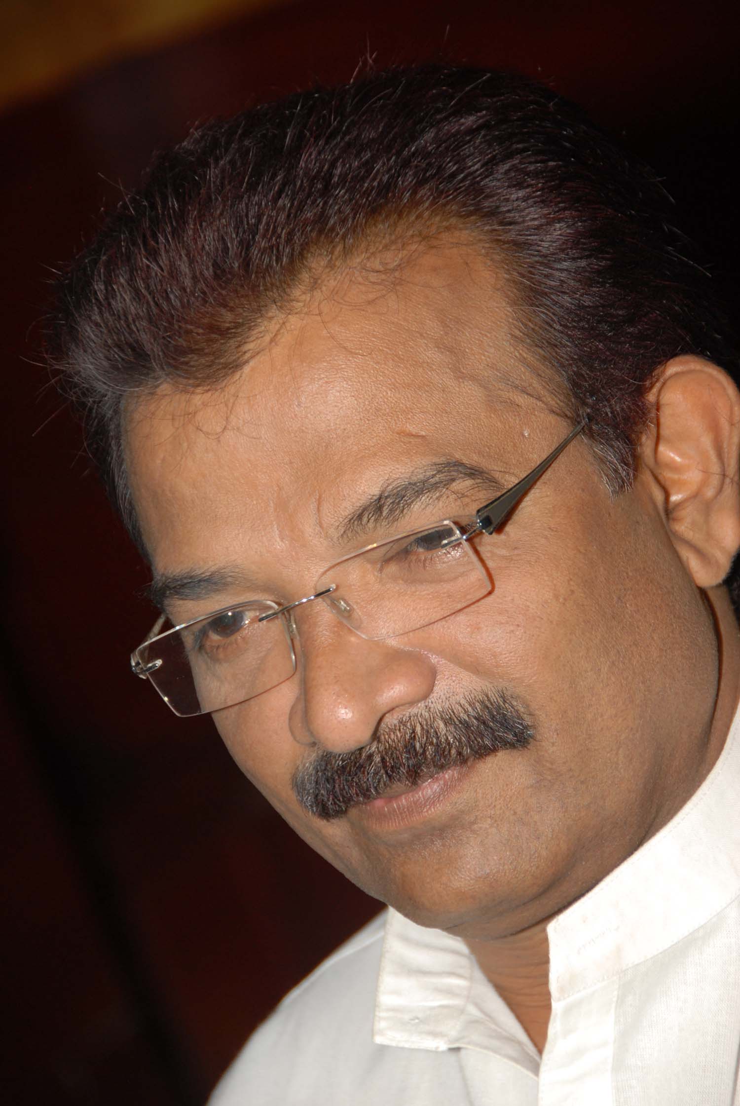 Dinesh babu 50th Kannada film direction