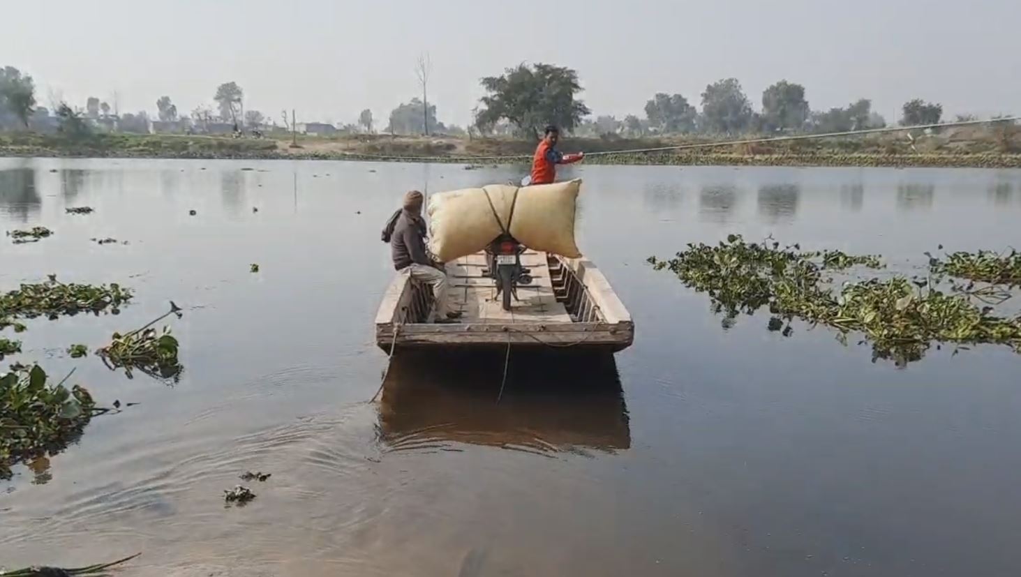 Kaluwala village on the border