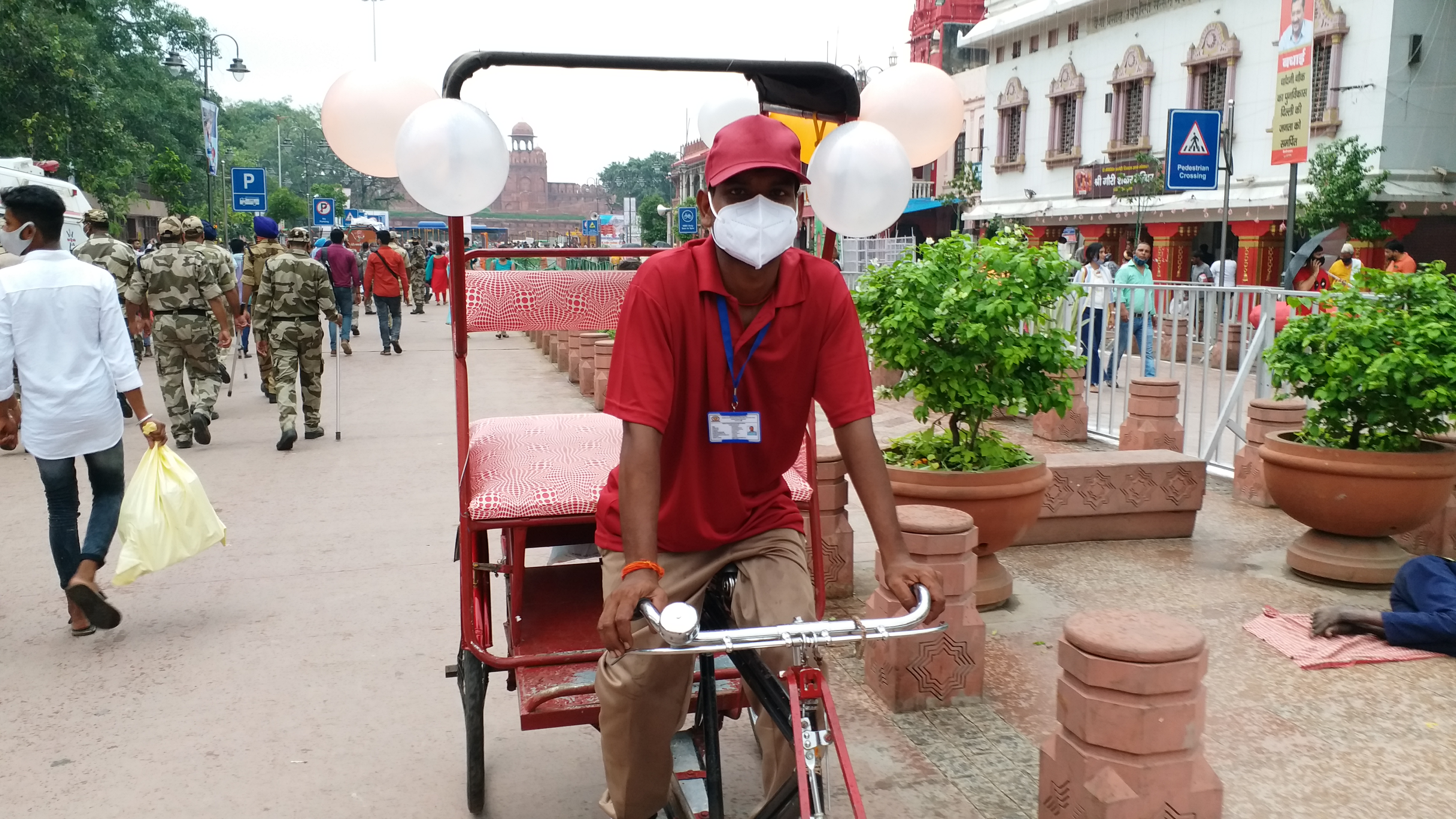 Deployment of rickshaws in Chandni Chowk