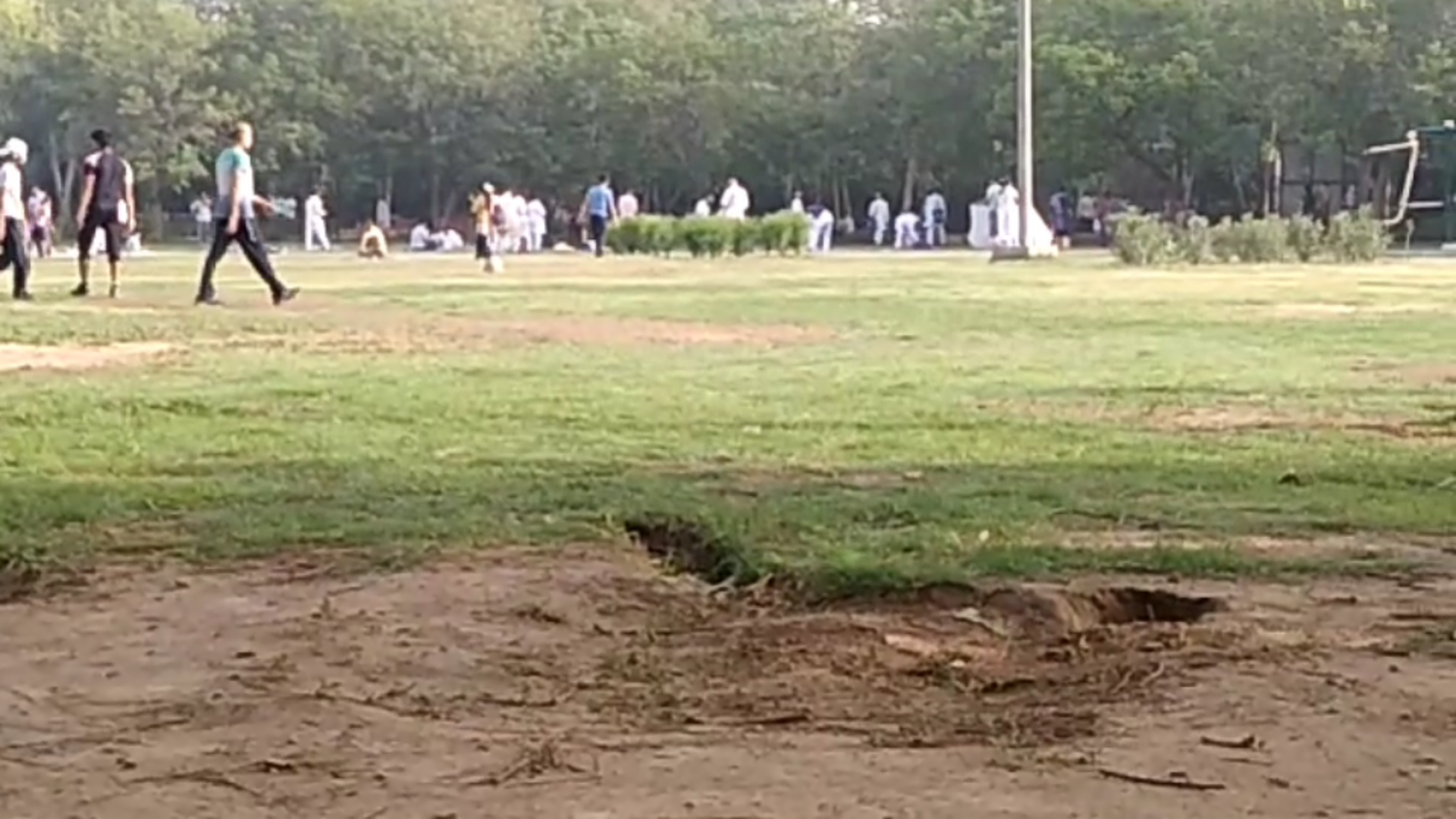 violation lockdown protocol in parks of rohini in delhi