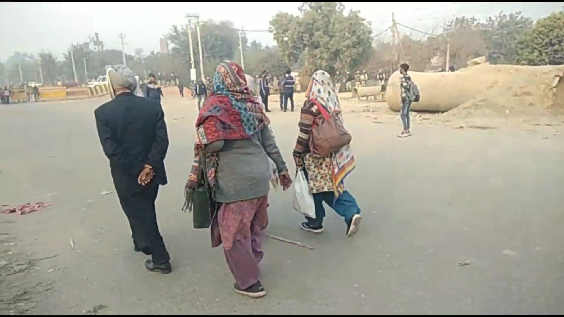 closed highway of Singhu Border