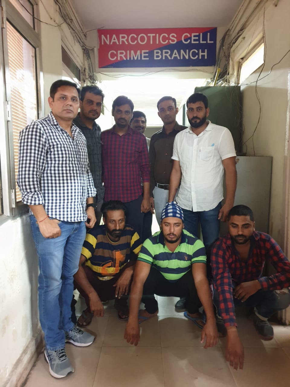 700 kg poppy straw recovered narcotics cell and 3 arrest