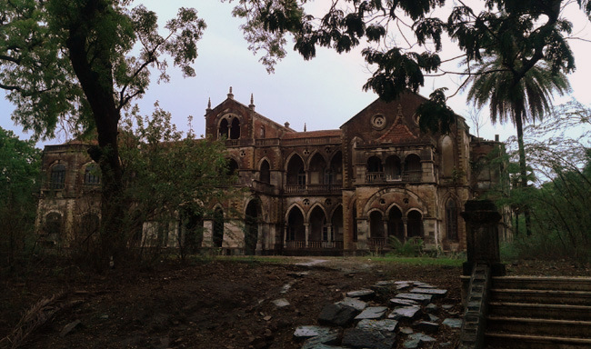 Unknown facts, haunted dumas beach of surat, gujrat beach, Dumas beach, ଅଜଣା କଥା, ଦିବାଲୋକରେ ସ୍ବର୍ଗ, ରାତିରେ ଶୈତାନର ଘର, କଳାବାଲିର ବେଳାଭୂମି, ଡୁମାସ୍ ବେଳାଭୂମି