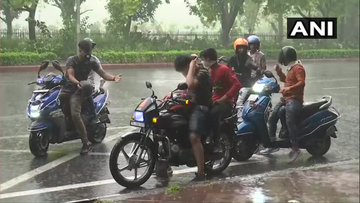 Rain in Delhi, heavy Rain in Delhi, Delhi rain news, Delhi rain latest news, ದೆಹಲಿಯಲ್ಲಿ ಮಳೆ, ದೆಹಲಿಯಲ್ಲಿ ಭಾರಿ ಮಳೆ, ದೆಹಲಿ ಮಳೆ ಸುದ್ದಿ,