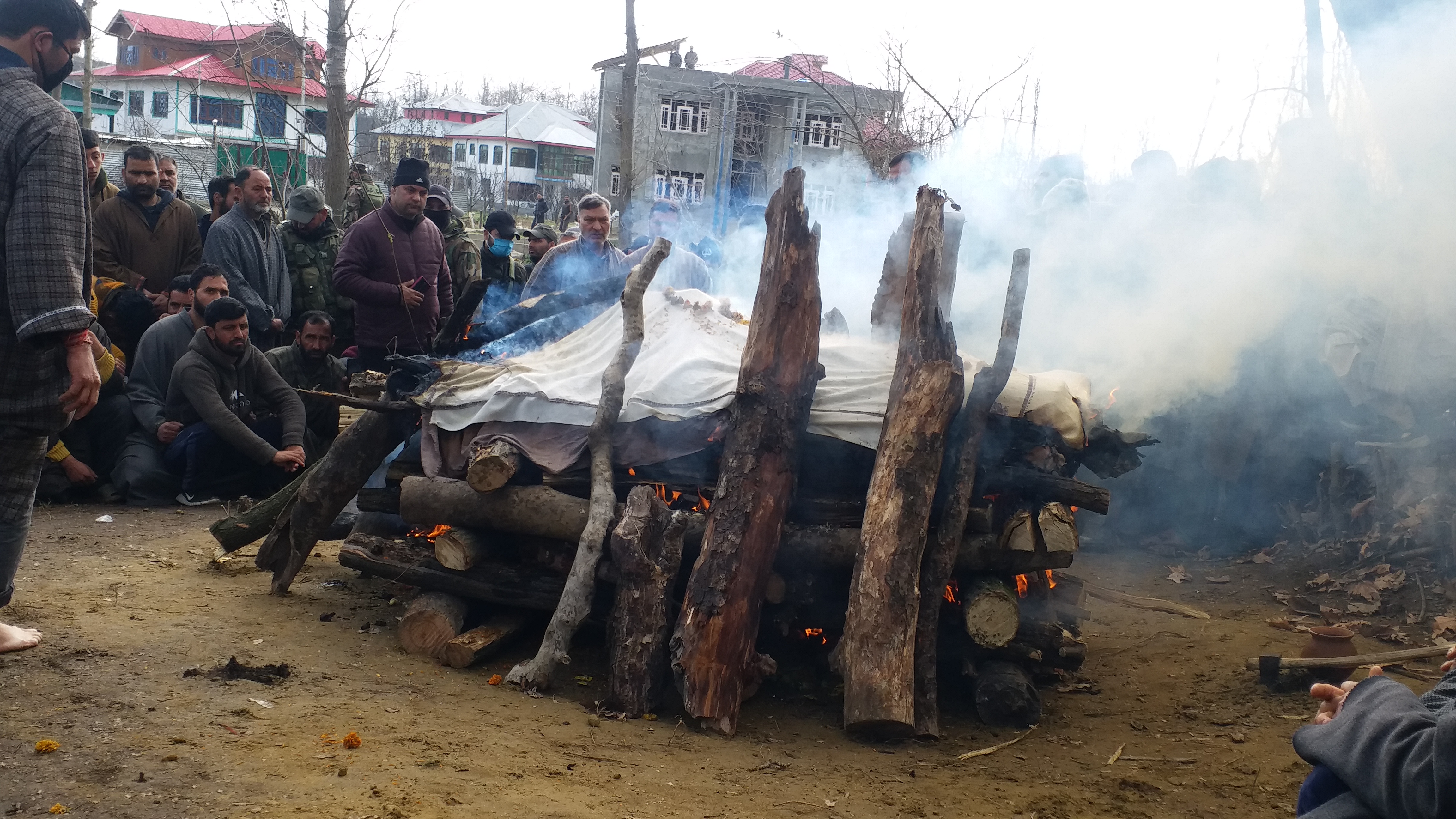 last rites of the deceased Kashmiri Pandit