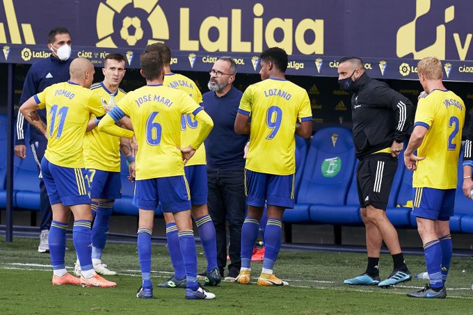 Cadiz defeated barcelona after 29 years in la liga