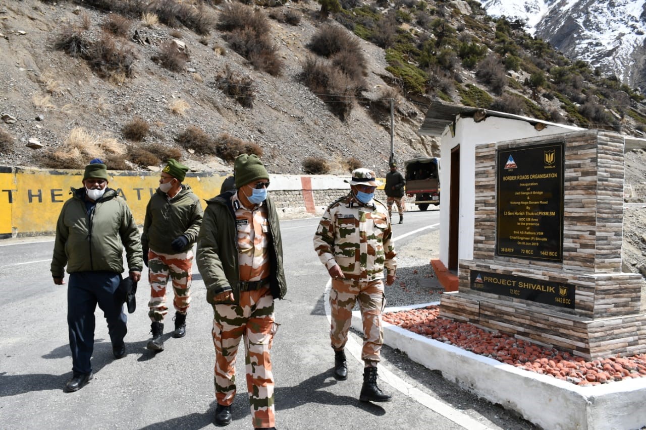 किरेन रिजिजू भारत-चीन अंतरराष्ट्रीय सीमा पर स्थितियों का जायजा लिया