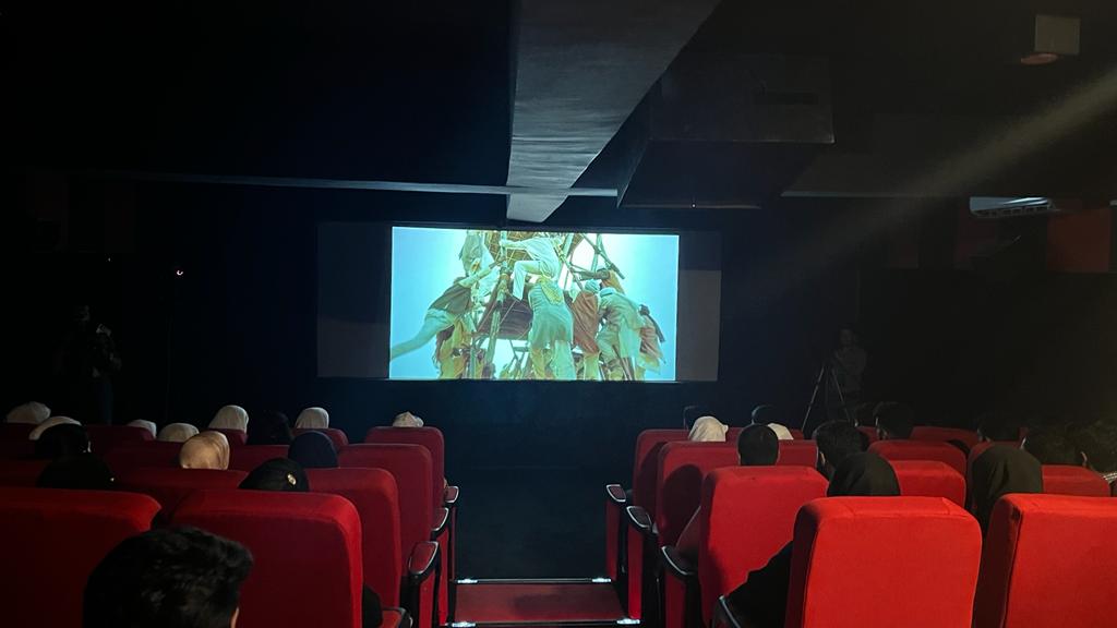 LG Sinha inaugurates cinema halls in Pulwama
