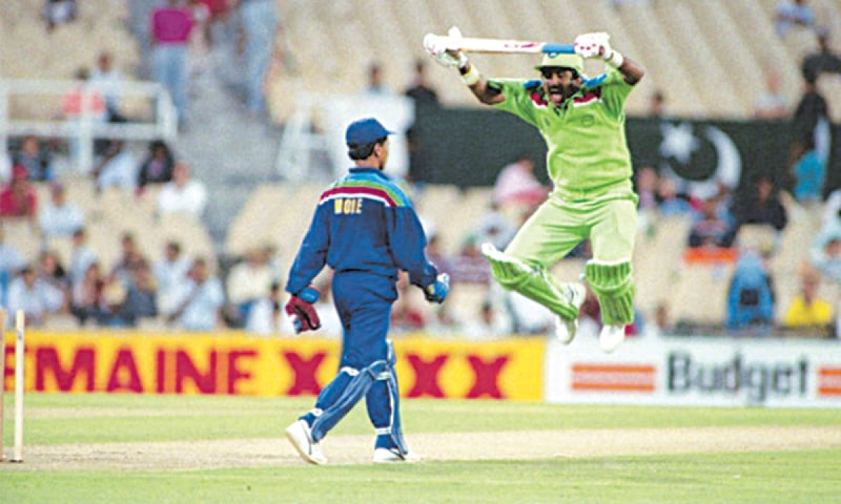 Kiran More, India-Pakistan, microphones, sledging