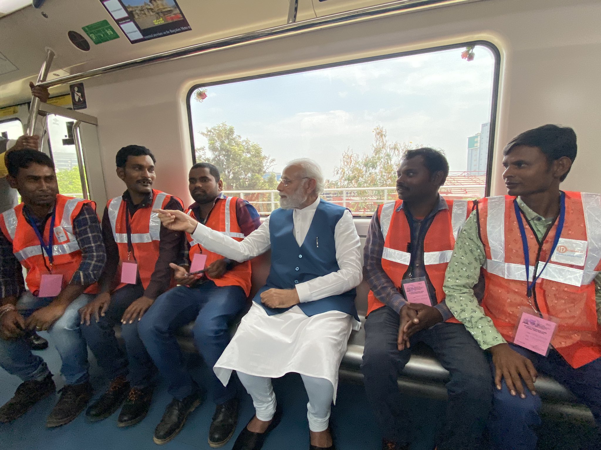 Namma Metro Bengaluru  Metro Rail network  second position in the list of Metro Rail network  Bengaluru has raised to the second position i  ನಮ್ಮ ಮೆಟ್ರೋ ಬೆಂಗಳೂರು  ಮೆಟ್ರೋ ರೈಲು ಜಾಲ ಪಟ್ಟಿ  ಮೆಟ್ರೋ ಮಾರ್ಗಕ್ಕೆ ಚಾಲನೆ  ನಮ್ಮ ಮೆಟ್ರೋ ಬೆಂಗಳೂರು ಎರಡನೇ ಸ್ಥಾನ  ಹೈದರಾಬಾದ್ ಇದೀಗ ಮೂರನೇ ಸ್ಥಾನ