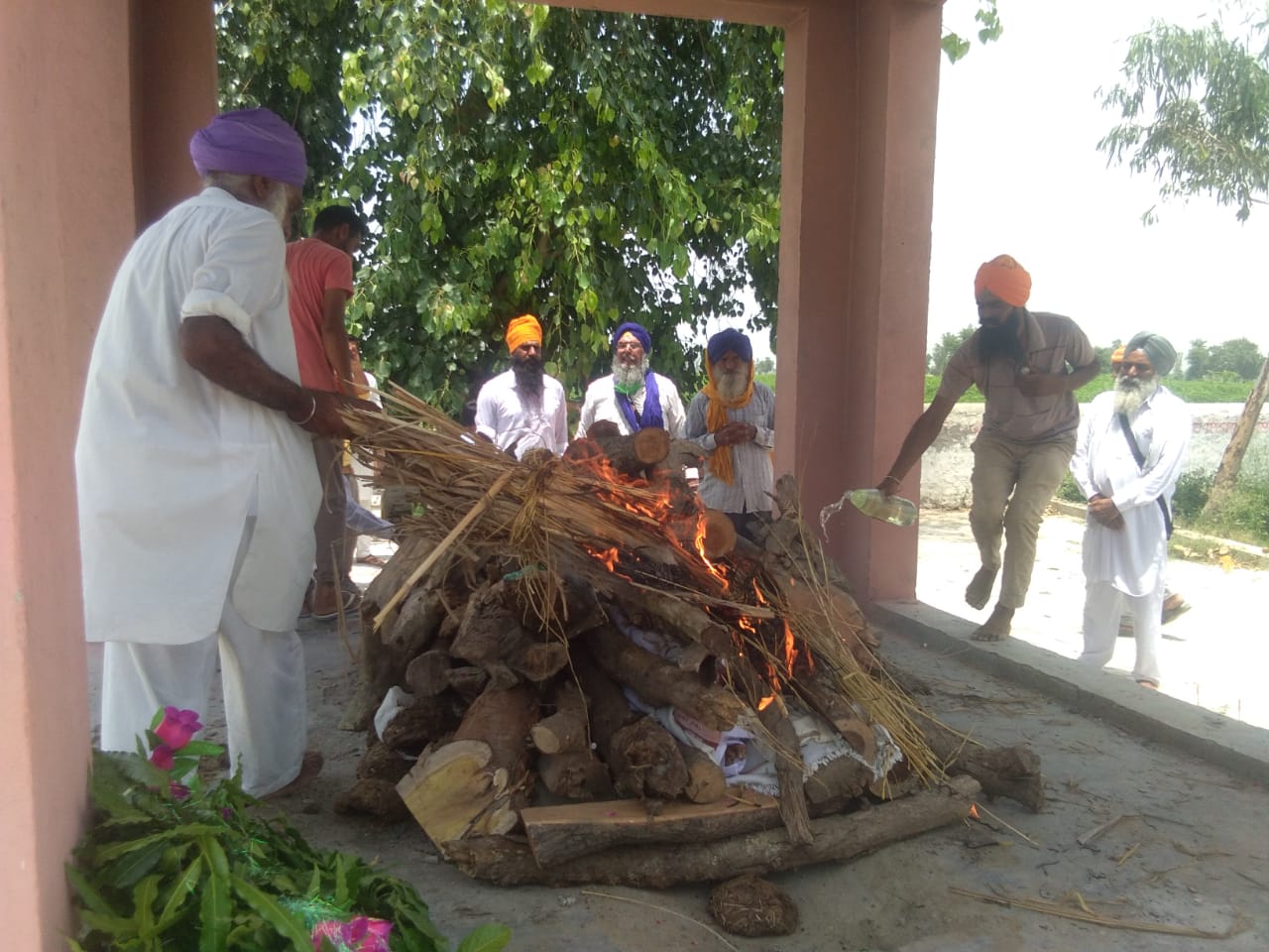 ਆਜ਼ਾਦੀ ਘੁਲਾਟੀ ਸੁਲੱਖਣ ਸਿੰਘ ਨਾਰਲਾ ਦਾ ਸਰਕਾਰੀ ਸਨਮਾਨਾ ਨਾਲ ਅੰਤਿਮ ਸੰਸਕਾਰ