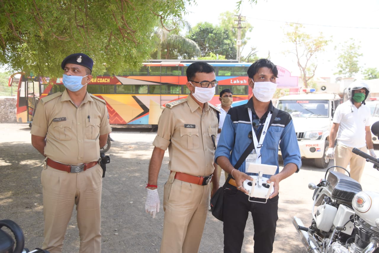 Botad police team doing bullet patrolling, Recorded 43 offenses with the help of drone cameras