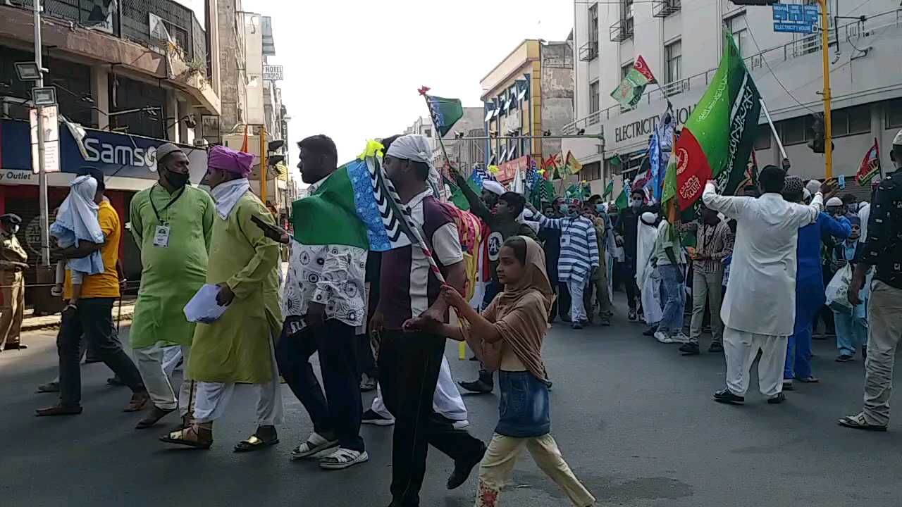 milad un nabi celebration in ahmedabad